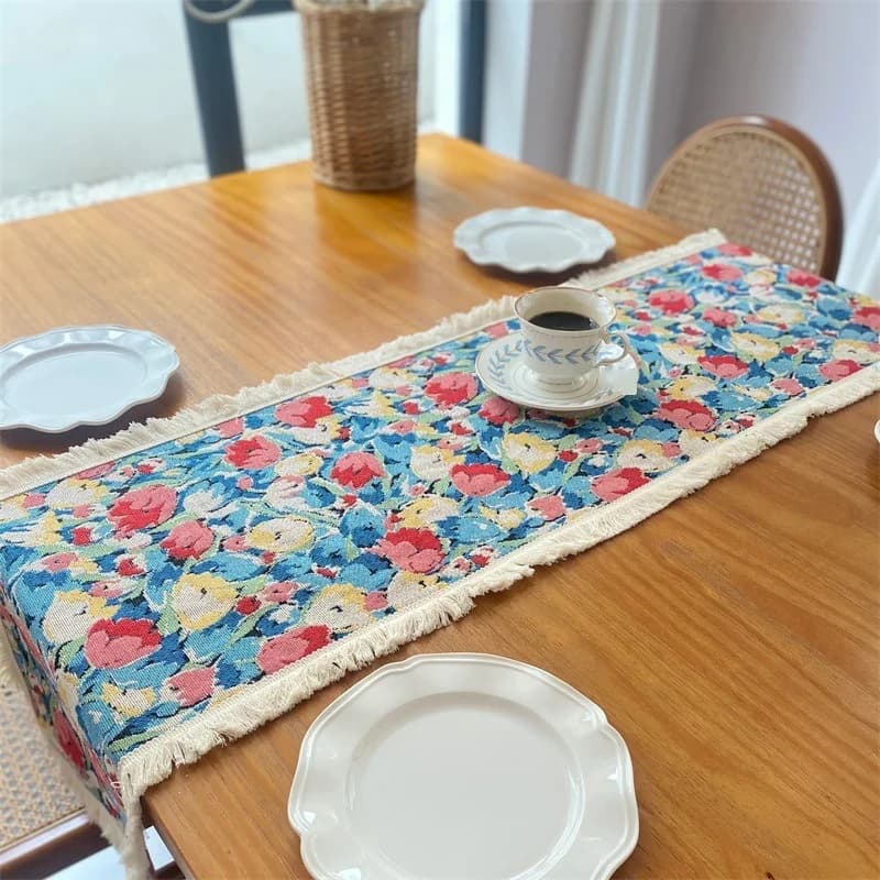 Jacquard katoen-linnen mix tafelloper Noordse bloemenprint